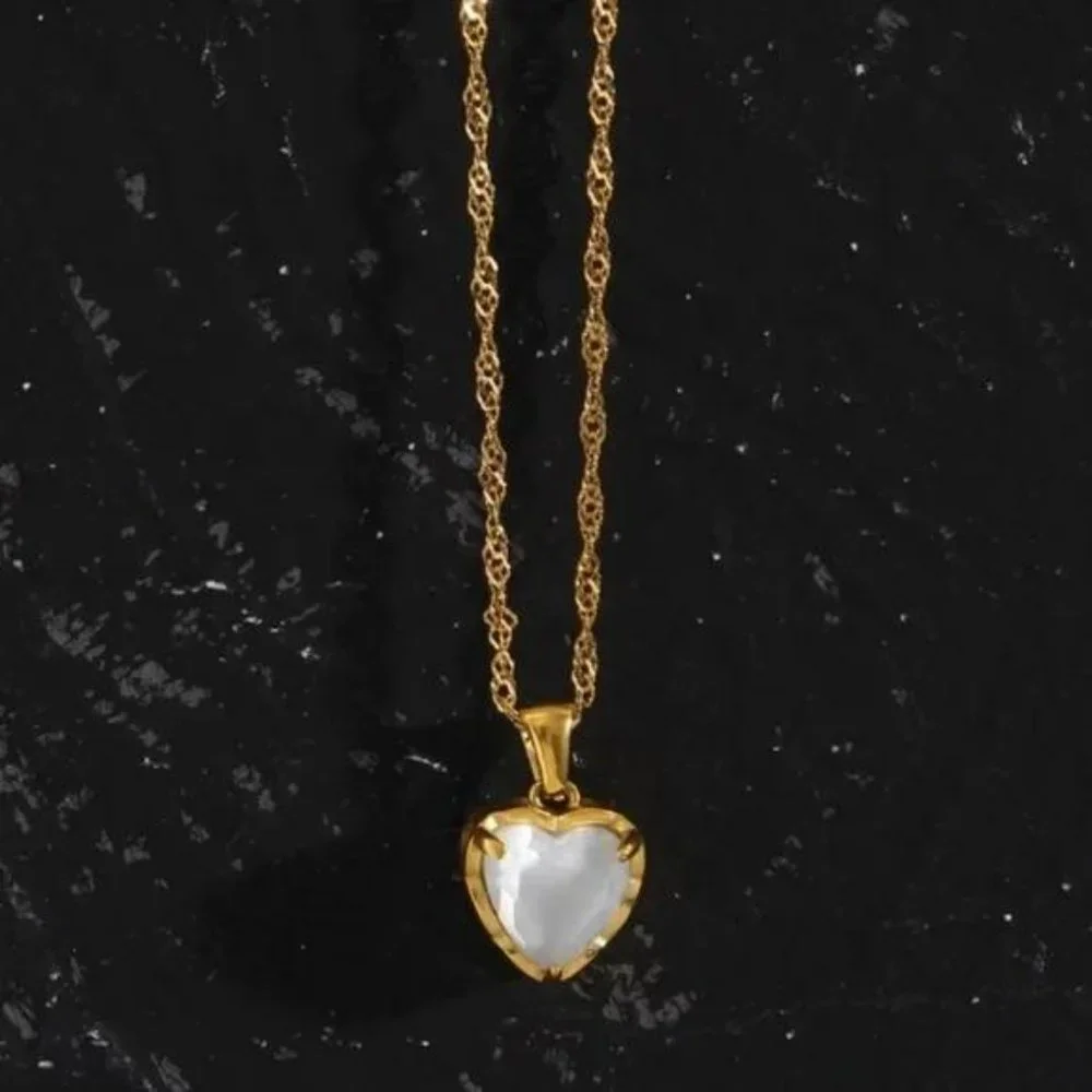 NEW LUXURY 18K GOLD DIAMOND CHAIN NECKLACE, NICE NECKLACE, CUTE NECKLACE - Picture 6 of 9